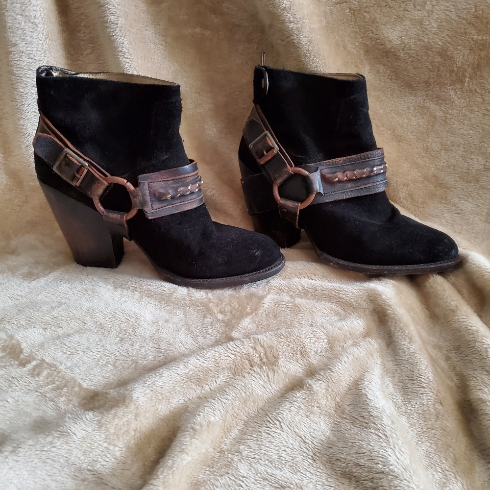 Freebird Black Suede El Paso Booties